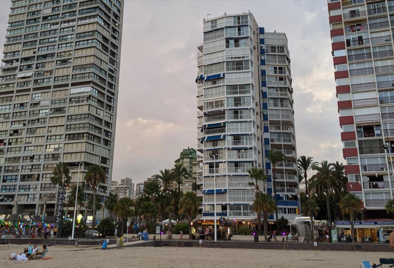 Apartamento Torre Yago, primera línea de playa para 6 personas Benidorm Exterior foto